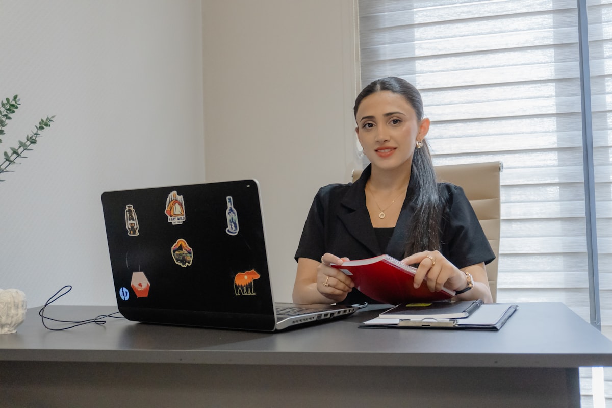Nutritionist consulting with client online